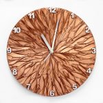 Réz Színű Falióra Ezüst Számokkal És Csendes Óraművel